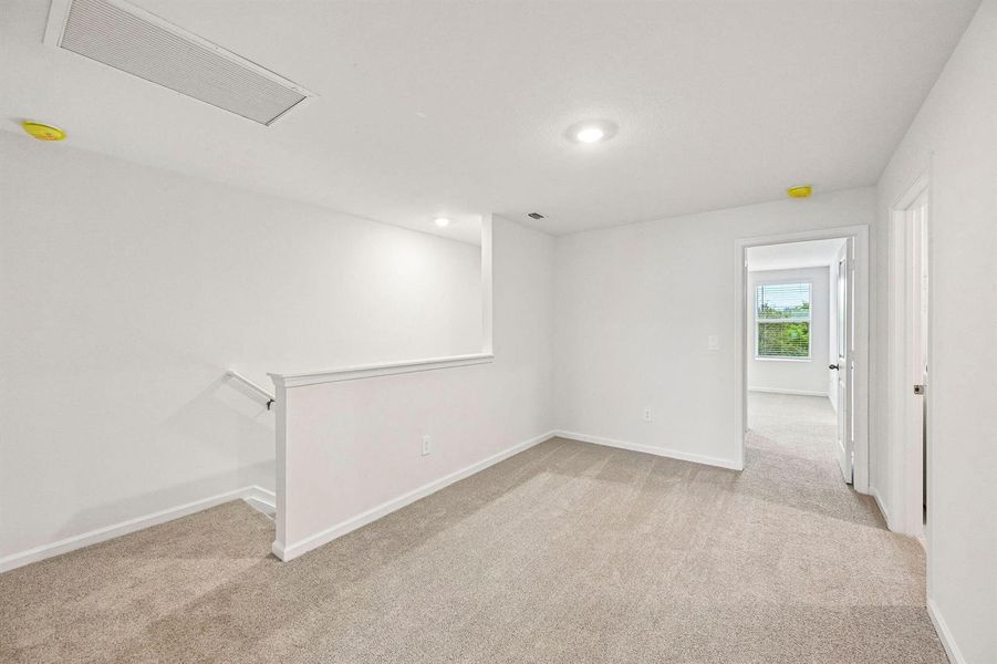 646 Salisbury Cir- (17)