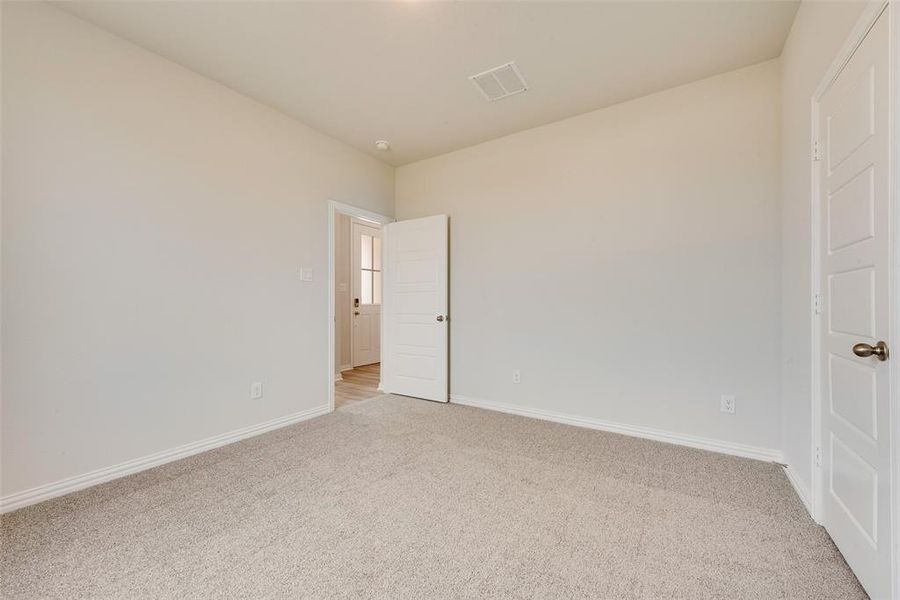Spacious, unfurnished interior of a new home in Walden Pond, Forney (Image 22). Spacious, unfurnished interior of a new home in Walden Pond, Forney (Image 22).