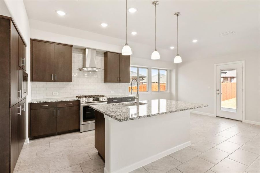 Furnished interior view inside a new home in Eagle Glen Elements, Alvarado (Image 11).