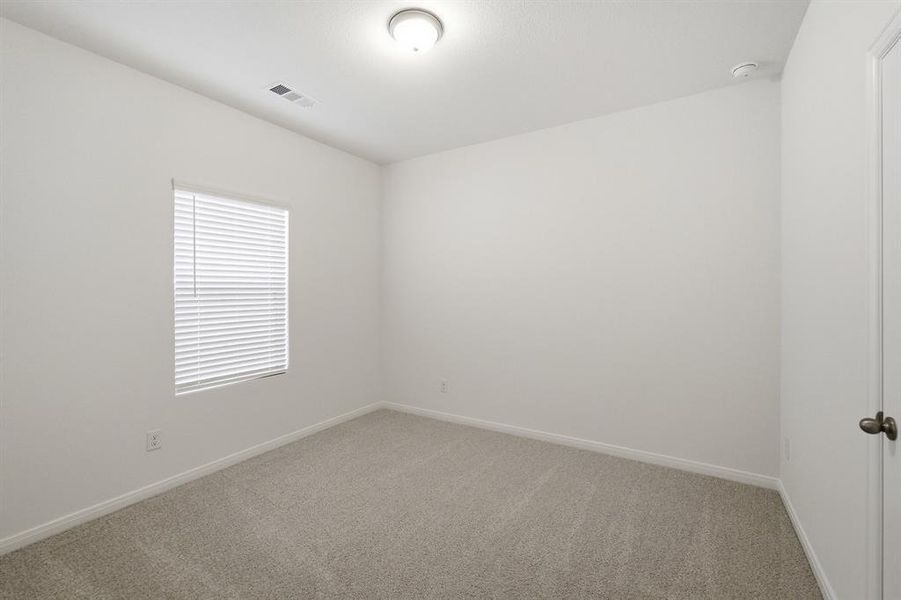 Spacious, unfurnished interior of a new home in Westridge, McKinney (Image 25).