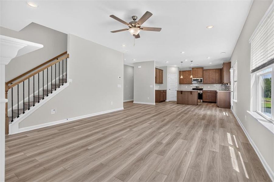 Spacious, unfurnished interior of a new home in Summerfield Place, Carrollton (Image 31).