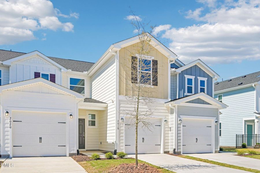 4-web-or-mls-Oakdale Dr-S2204-004 4-web-or-mls-Oakdale Dr-S2204-004