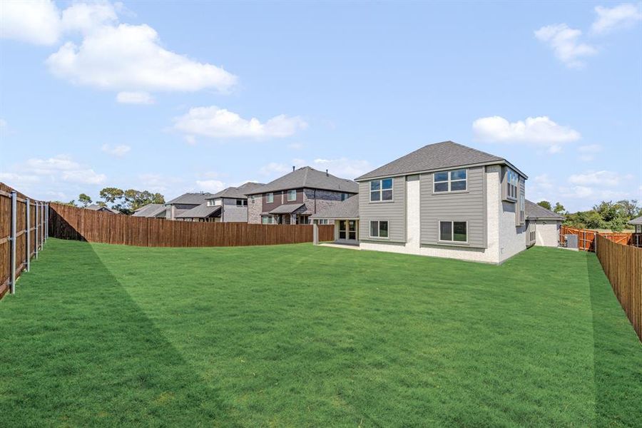 Exterior details and patio area of a home in Hampton Park, Glenn Heights (Image 23). Exterior details and patio area of a home in Hampton Park, Glenn Heights (Image 23).