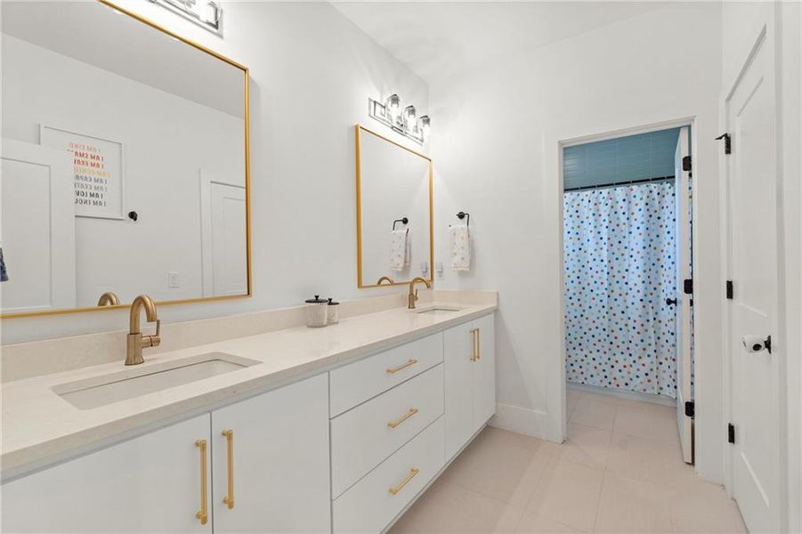 Furnished interior view inside a new home in , Brookhaven (Image 7).