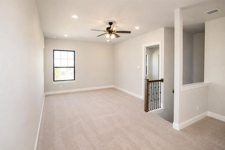 Spacious, unfurnished interior of a new home in Parkland, Fort Worth (Image 23). Spacious, unfurnished interior of a new home in Parkland, Fort Worth (Image 23).
