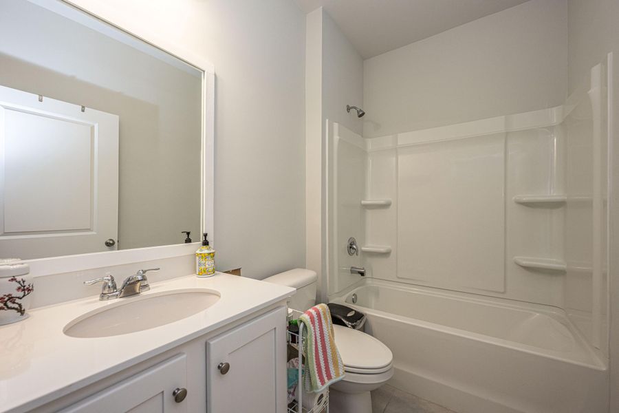 Furnished interior view inside a new home in French Quarter Creek, Huger (Image 32).