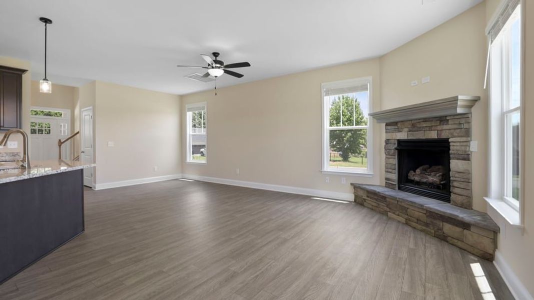 Spacious, unfurnished interior of a new home in Palmetto Valley, Anderson (Image 19). Spacious, unfurnished interior of a new home in Palmetto Valley, Anderson (Image 19).