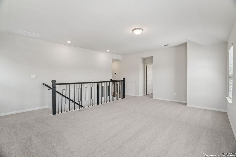 Spacious, unfurnished interior of a new home in Arcadia Ridge - Premier Series, San Antonio (Image 31). Spacious, unfurnished interior of a new home in Arcadia Ridge - Premier Series, San Antonio (Image 31).