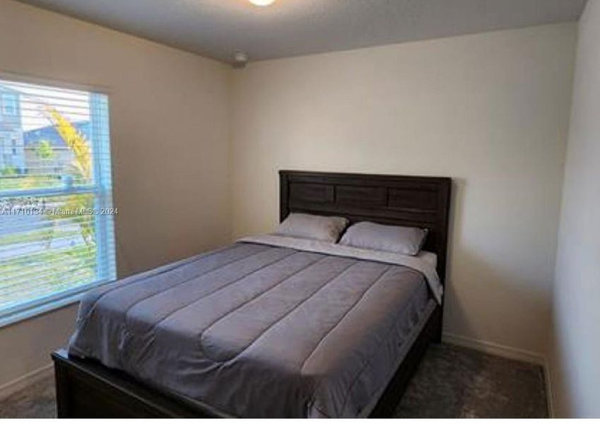 Furnished interior view inside a new home in Lake Lucerne, Winter Haven (Image 9). Furnished interior view inside a new home in Lake Lucerne, Winter Haven (Image 9).
