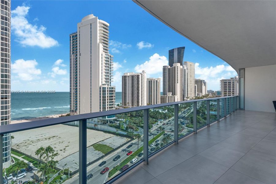 Image 36 of a home in .