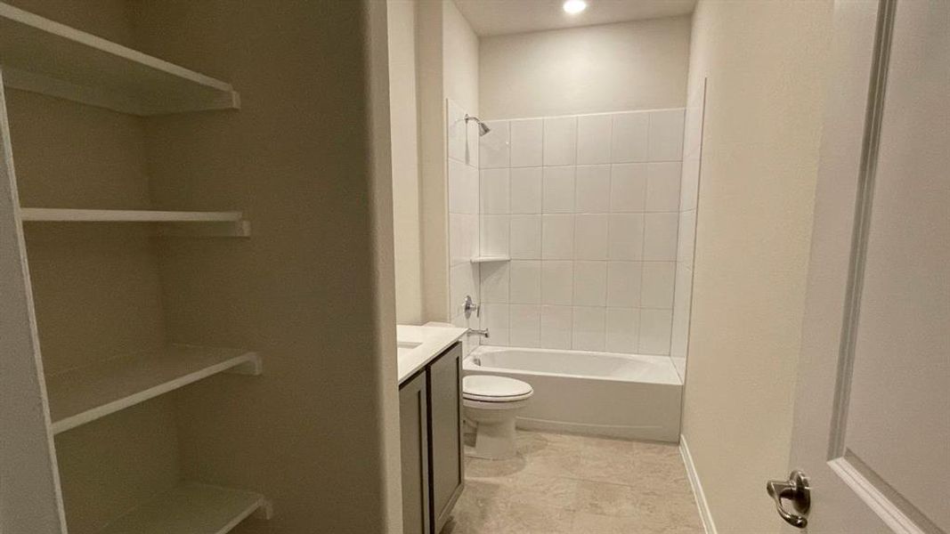 Furnished interior view inside a new home in Lakewood Trails, Forney (Image 3). Furnished interior view inside a new home in Lakewood Trails, Forney (Image 3).