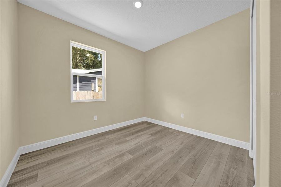 Spacious, unfurnished interior of a new home in , Winter Garden (Image 12).