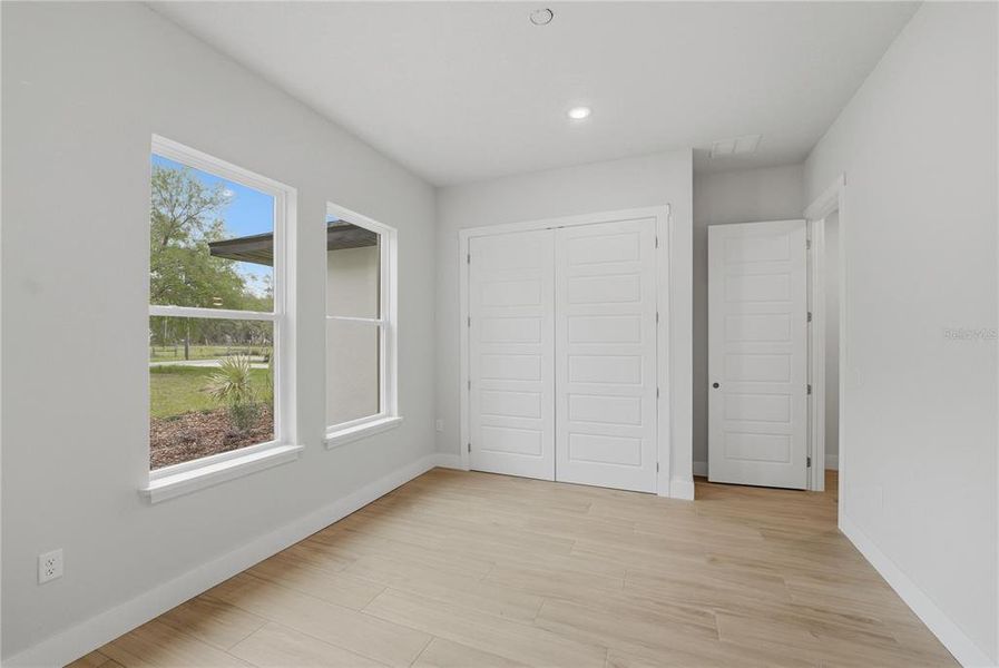 Spacious, unfurnished interior of a new home in , Kissimmee (Image 44).