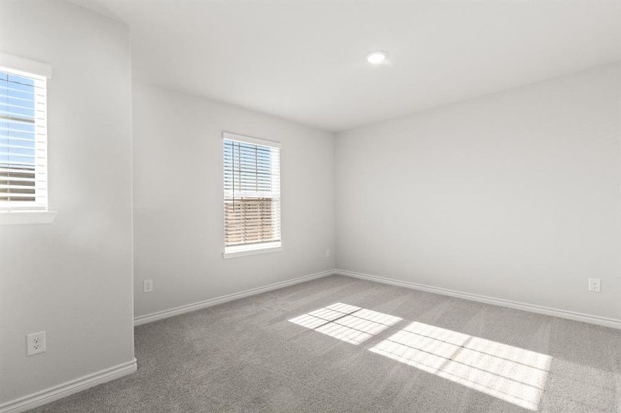 Spacious, unfurnished interior of a new home in Retreat at Fossil Creek, Fort Worth (Image 37). Spacious, unfurnished interior of a new home in Retreat at Fossil Creek, Fort Worth (Image 37).