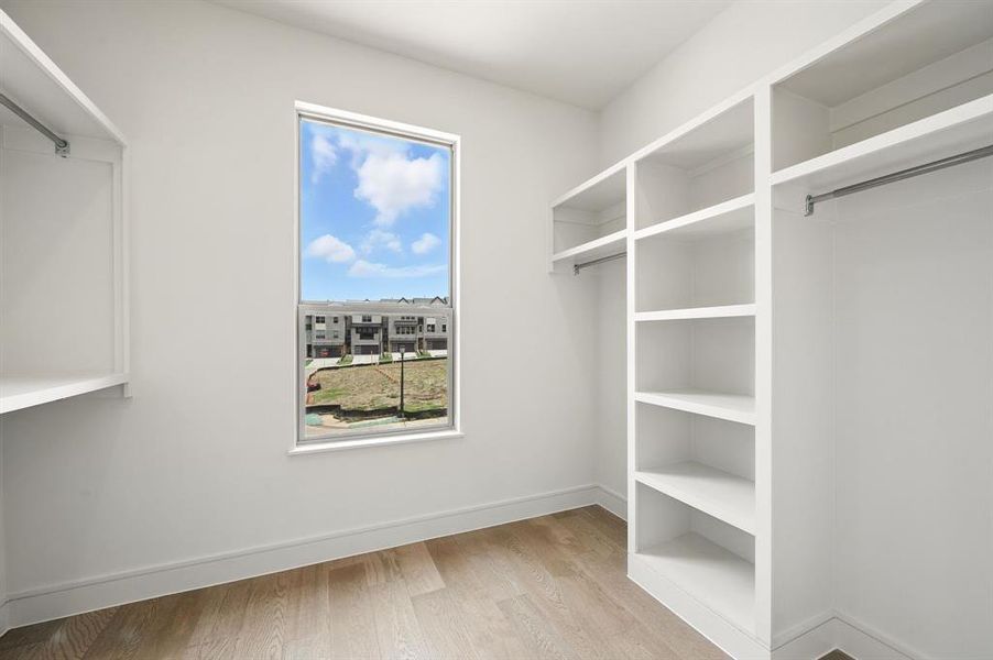 You'll find a dream owner's closet to go with your dream owner's suite in our over the top Palmer plan. You'll find a dream owner's closet to go with your dream owner's suite in our over the top Palmer plan.