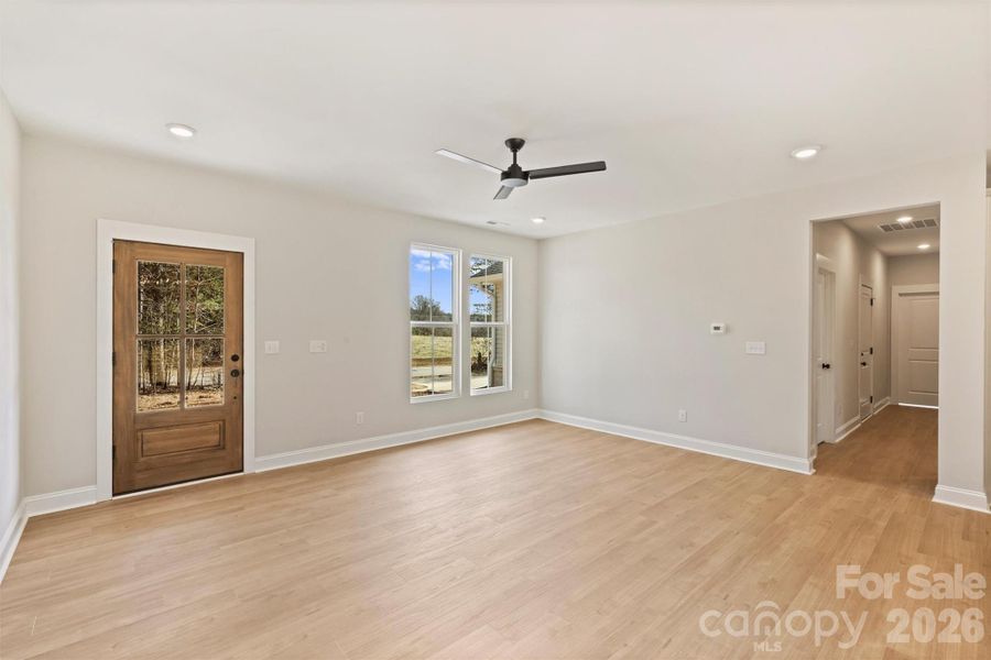 Spacious, unfurnished interior of a new home in , Lincolnton (Image 33).