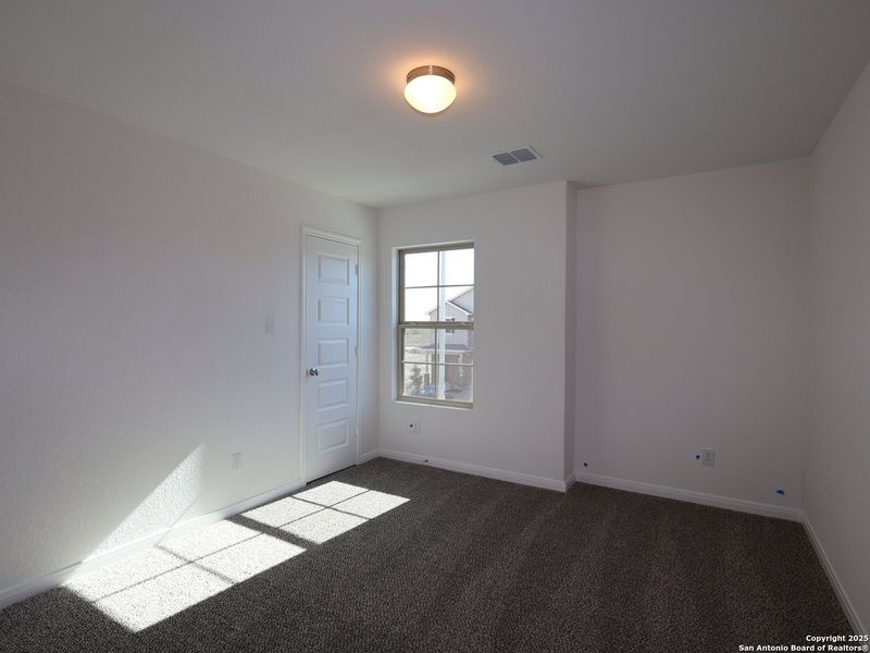 Spacious, unfurnished interior of a new home in Paloma Park, Converse (Image 16). Spacious, unfurnished interior of a new home in Paloma Park, Converse (Image 16).