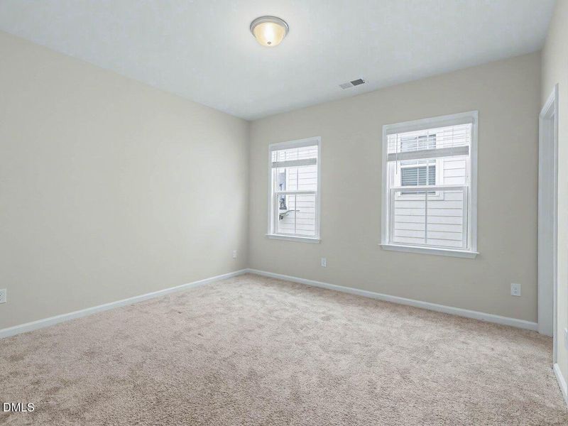 Bedroom 2 EnSuite (1)