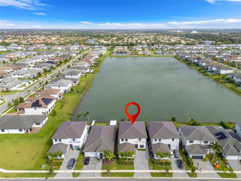 Image 43 of a home in .