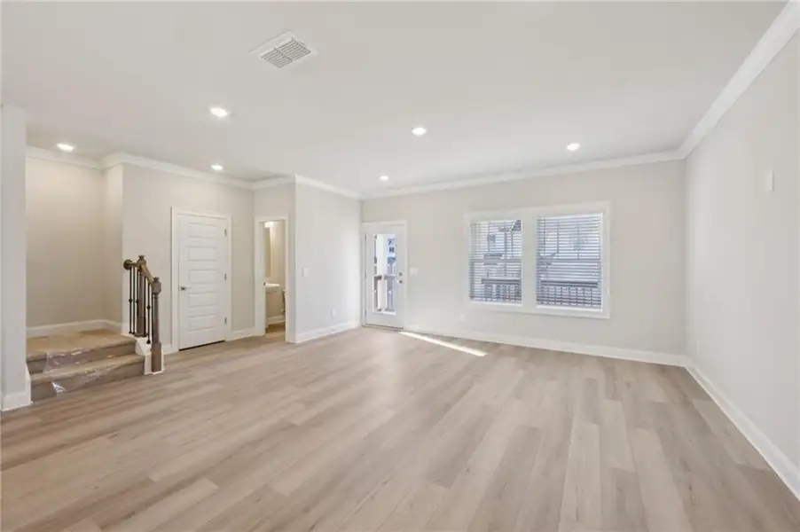 Spacious, unfurnished interior of a new home in , Lawrenceville (Image 30).