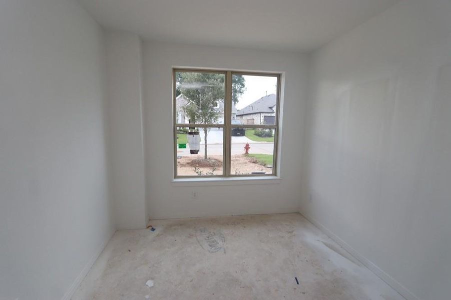 Spacious, unfurnished interior of a new home in The Woodlands Hills 45', Willis (Image 14). Spacious, unfurnished interior of a new home in The Woodlands Hills 45', Willis (Image 14).