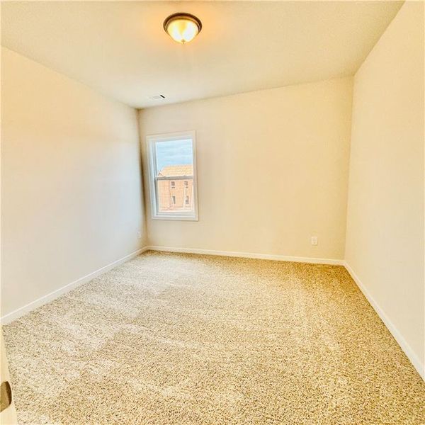 Spacious, unfurnished interior of a new home in Rosewood Lake Estates, Hoschton (Image 21).