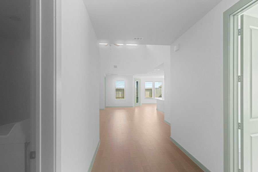 Spacious, unfurnished interior of a new home in Westland Ranch 50' Homesites, League City (Image 41).