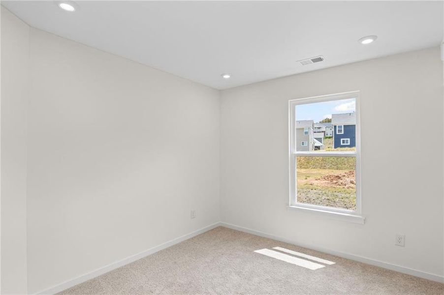 Spacious, unfurnished interior of a new home in Sage Woods, Dallas (Image 17).