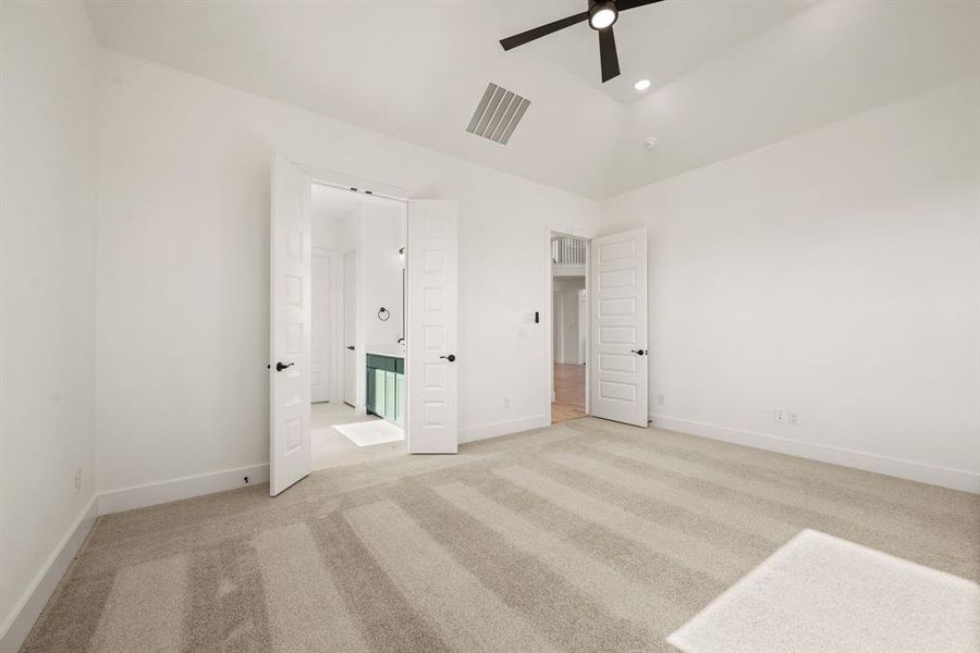 Spacious, unfurnished interior of a new home in Settlers Glen, New Fairview (Image 38).