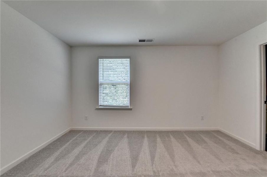 Spacious, unfurnished interior of a new home in , Braselton (Image 33).