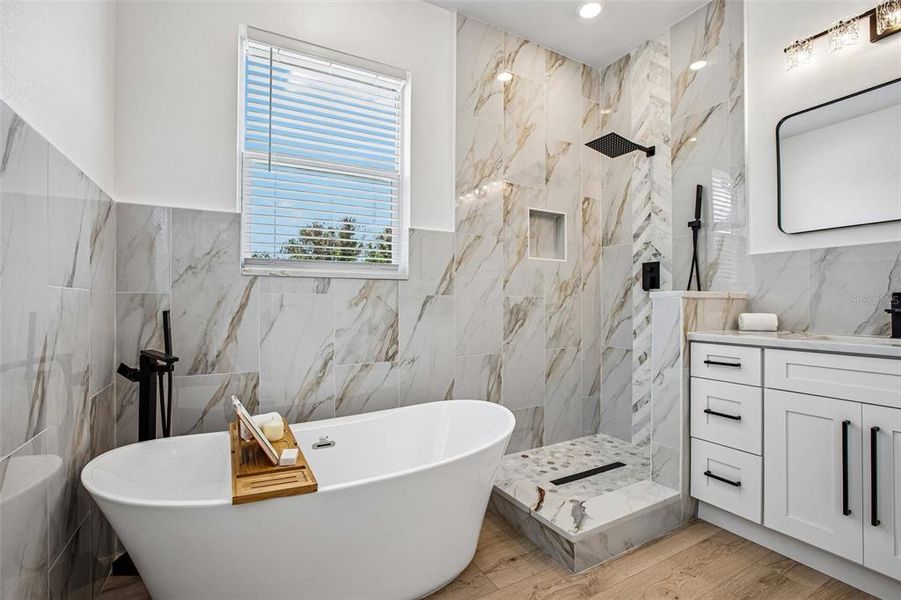 Furnished interior view inside a new home in , Tampa (Image 44).