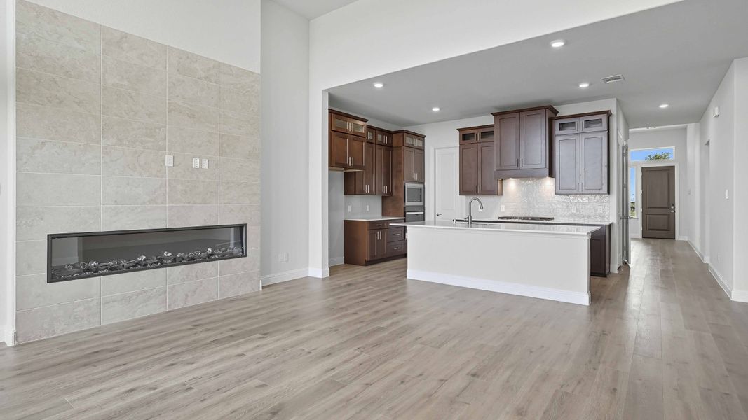Furnished interior view inside a new home in Peachtree Meadows, Rockwall (Image 11).