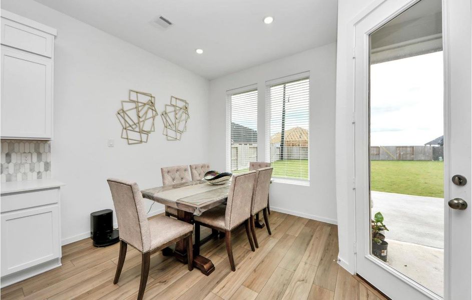 Furnished interior view inside a new home in Cross Creek West: Richmond Collection, Fulshear (Image 21).