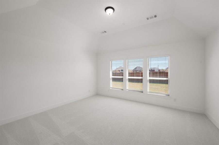 Spacious, unfurnished interior of a new home in Shady Valley Estates, Midlothian (Image 22).