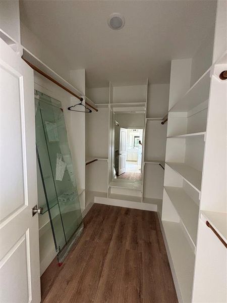 Spacious, unfurnished interior of a new home in , Azle (Image 6).