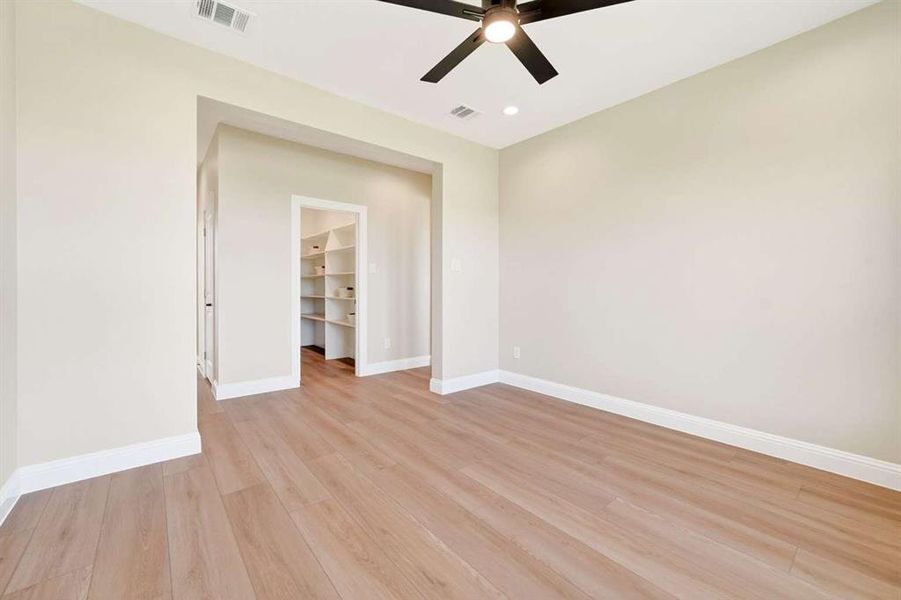 Spacious, unfurnished interior of a new home in , Royse City (Image 21).