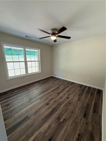 Spacious, unfurnished interior of a new home in , Dahlonega (Image 8).