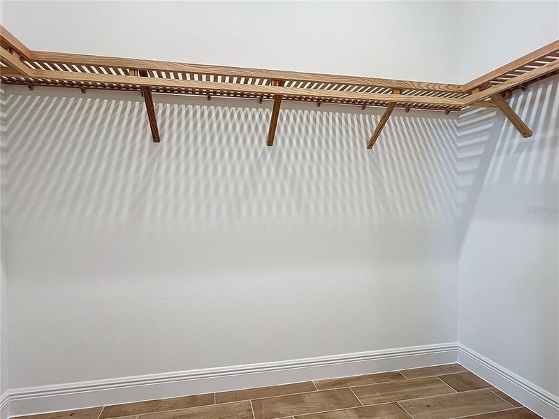 Spacious, unfurnished interior of a new home in Watercolor Place, Bradenton (Image 72).