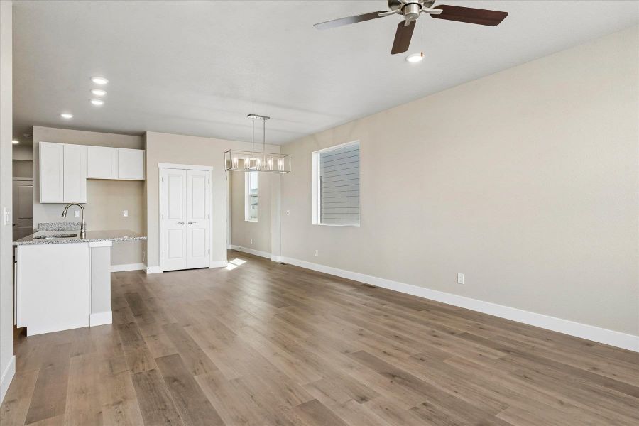 Spacious, unfurnished interior of a new home in The Trails at Aspen Ridge, Colorado Springs (Image 12).