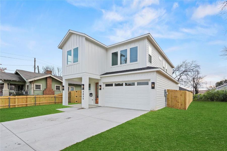 Front exterior of a new home in , Dallas, TX, highlighting curb appeal (Image 2). Front exterior of a new home in , Dallas, TX, highlighting curb appeal (Image 2).