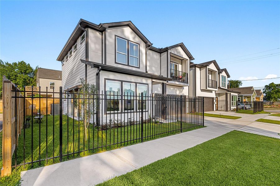 Front exterior of a new home in , Houston, TX, highlighting curb appeal (Image 2). Front exterior of a new home in , Houston, TX, highlighting curb appeal (Image 2).