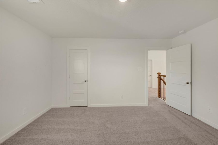 Spacious, unfurnished interior of a new home in Wildrye, Waller (Image 16).