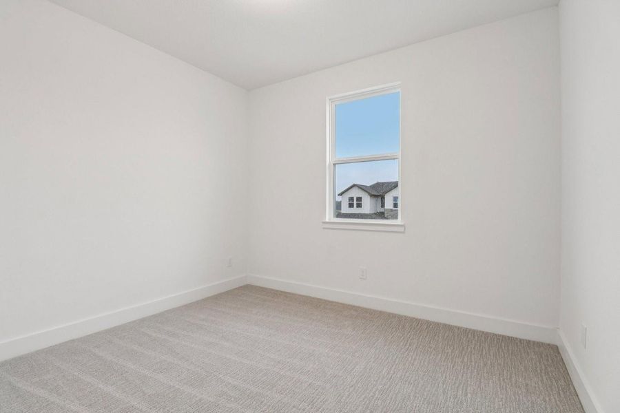 Spacious, unfurnished interior of a new home in The Residences Collection at Oakberry Trails, Waller (Image 25).