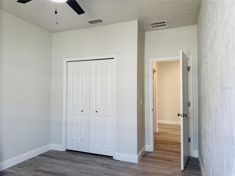 Spacious, unfurnished interior of a new home in Grand Oaks, Gainesville (Image 35). Spacious, unfurnished interior of a new home in Grand Oaks, Gainesville (Image 35).
