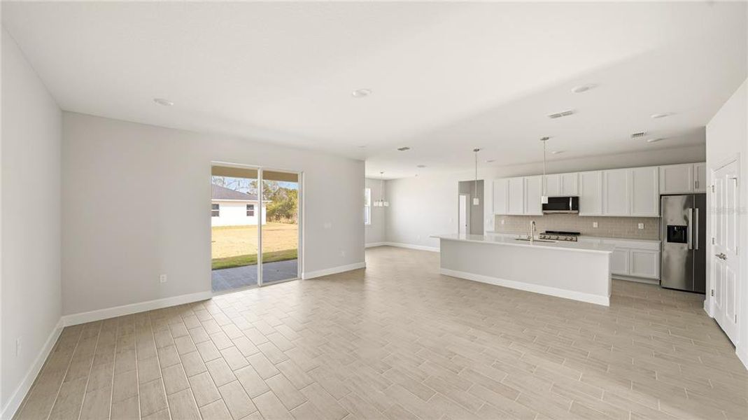 Spacious, unfurnished interior of a new home in , Palm Coast (Image 24).