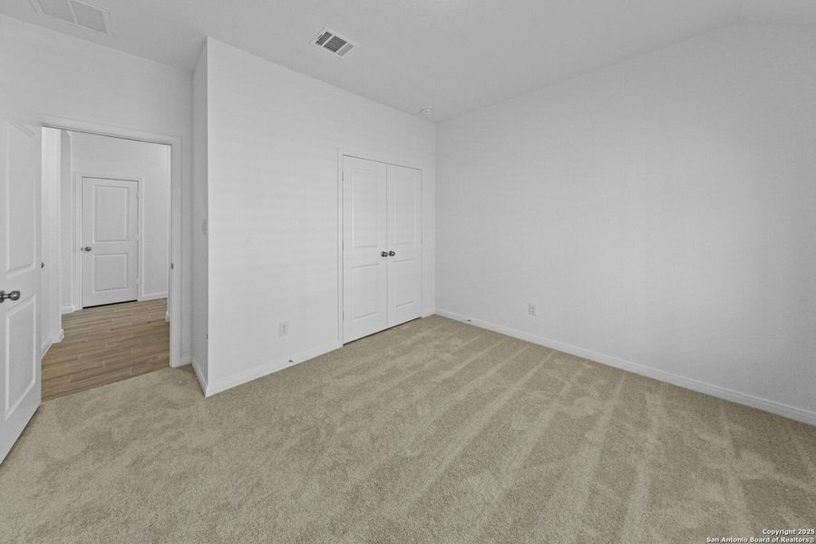 Spacious, unfurnished interior of a new home in Gatehouse: Brookstone II Collection, New Braunfels (Image 13). Spacious, unfurnished interior of a new home in Gatehouse: Brookstone II Collection, New Braunfels (Image 13).