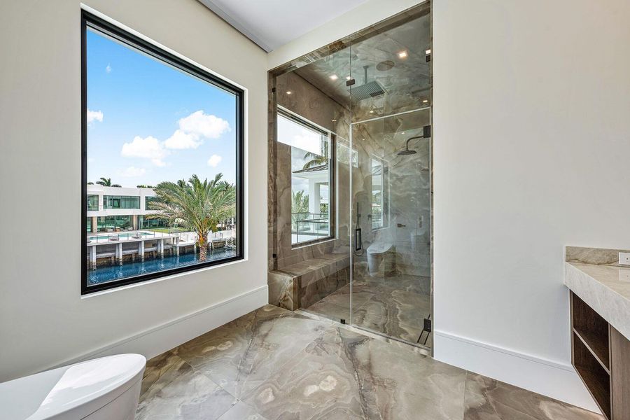 Image 70 of a home in .