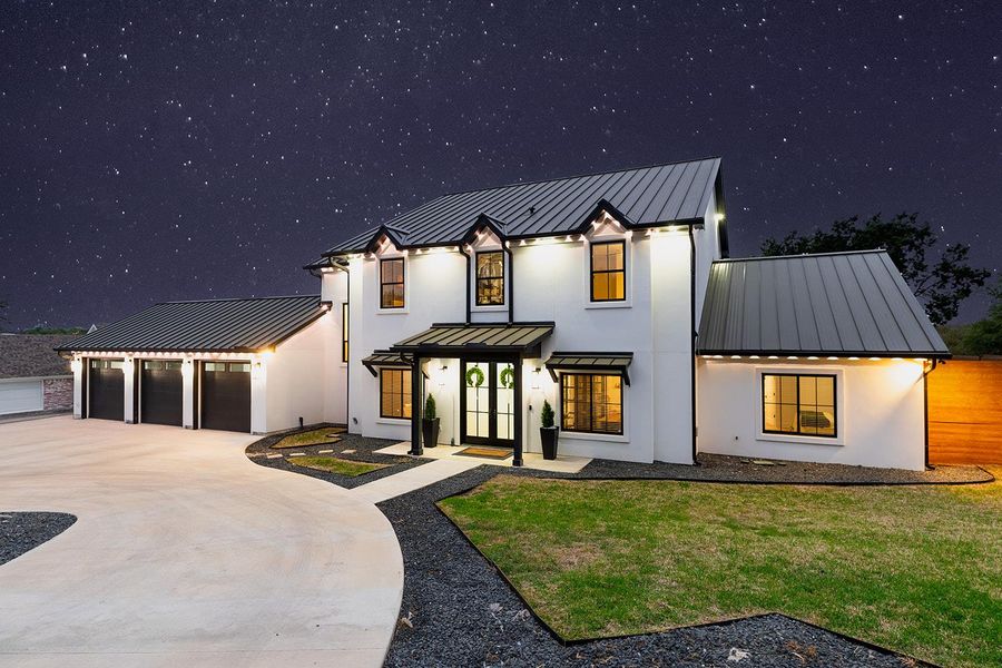 Front exterior of a new home in , Belton, TX, highlighting curb appeal (Image 23).