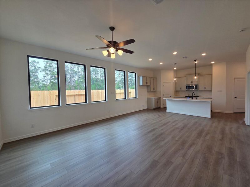 Spacious, unfurnished interior of a new home in Emory Glen, Magnolia (Image 13).