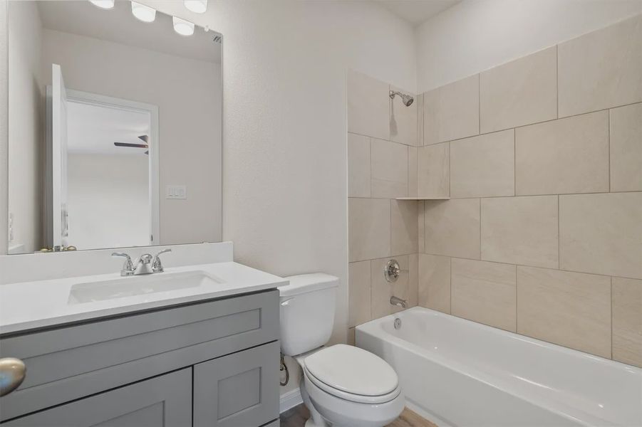 Furnished interior view inside a new home in Levy Crossing, Killeen (Image 12).